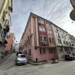 Hırka-i Şerif Mahallesi, Kafzade Sokağı, No: 09 Fatih/İstanbul Altıngeyikler Apartmanı - 3
