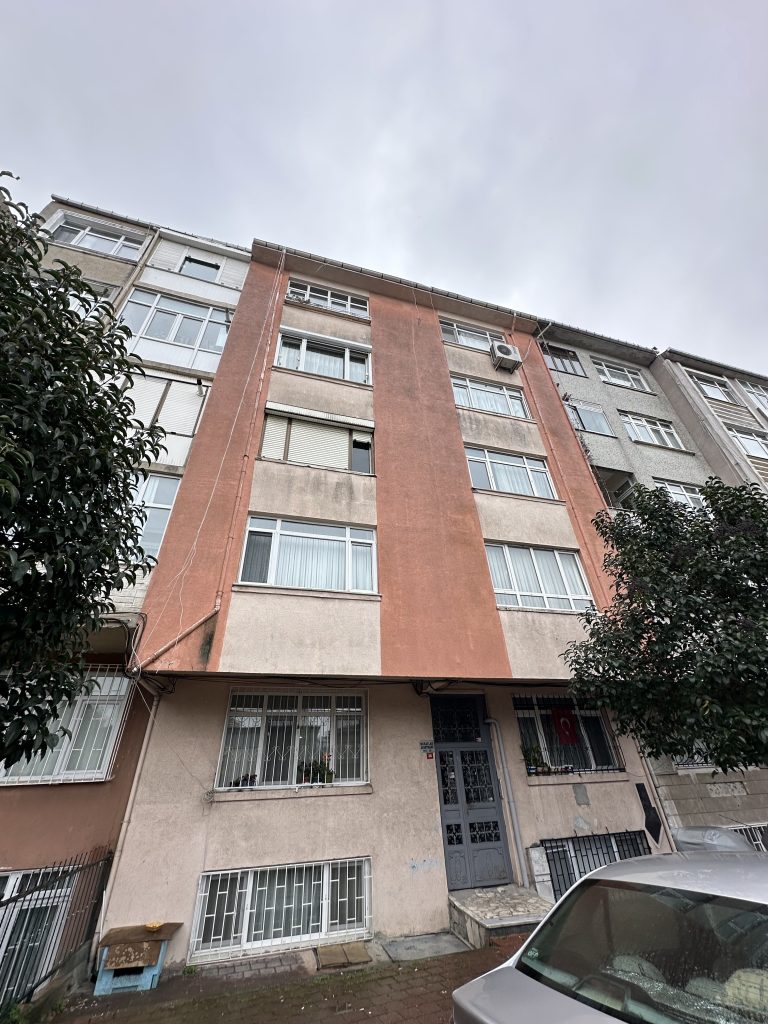 Sümbül Efendi Mahallesi, Fatih/İstanbul — Muratlar Apartmanı - 1